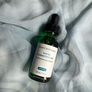SkinCeuticals Phyto Corrective Gel - Deep Green
